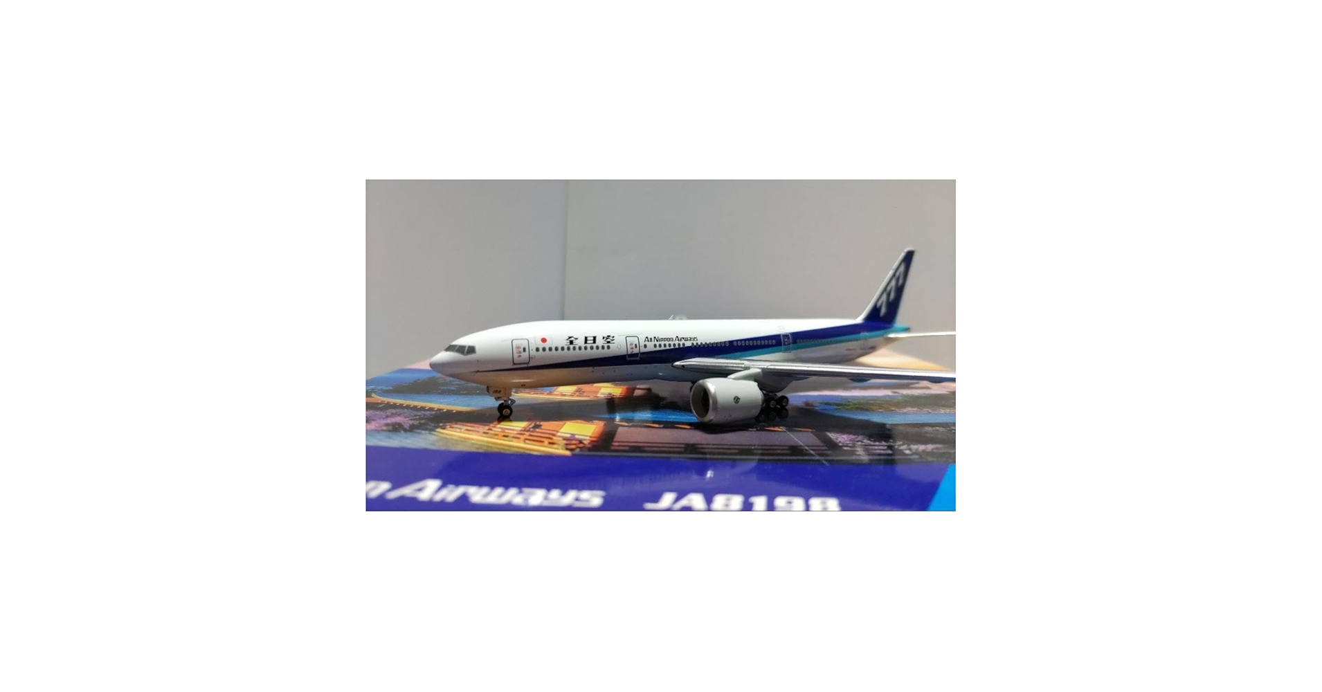 Amazon.co.jp: 1/400 ANA B777-200 全日空 JA8198 777尾翼